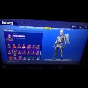 Selling fortnite epic games account